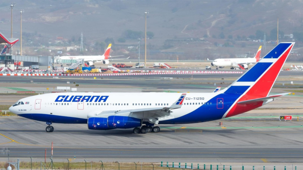 Cuba suspende los vuelos regulares de su aerolínea estatal a Argentina